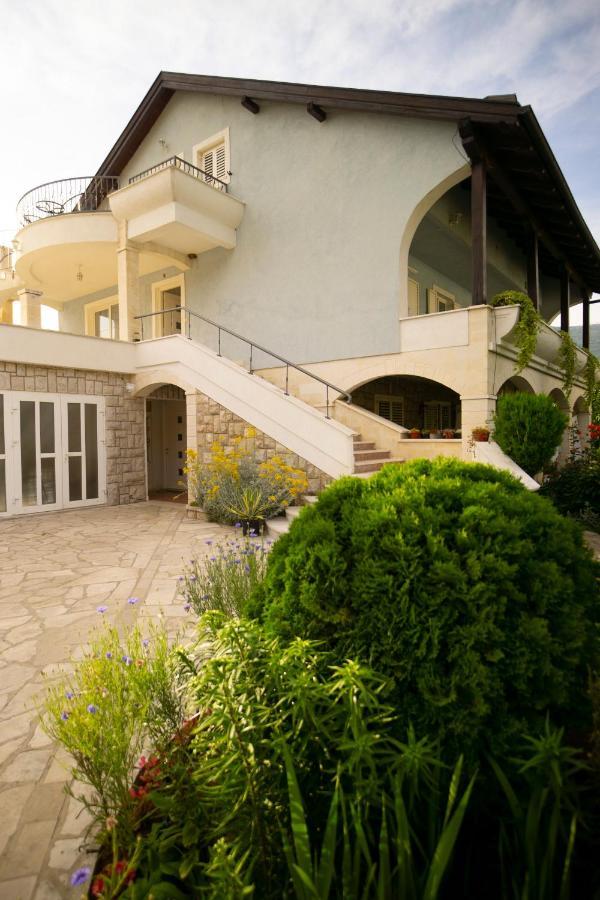 Апартаменти Apartman Kovac Требинє Екстер'єр фото